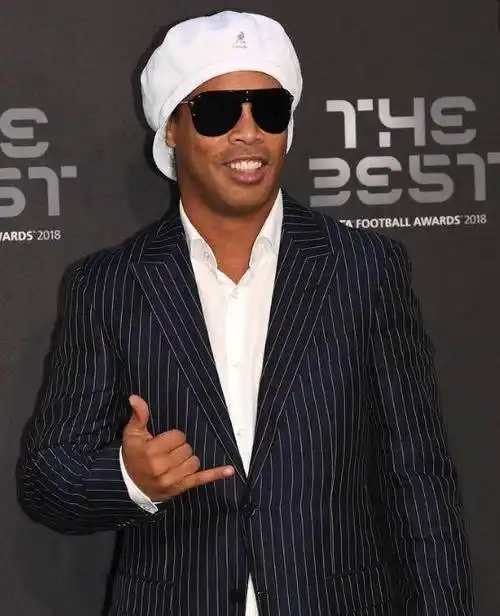 不仅是一项 不仅是一项